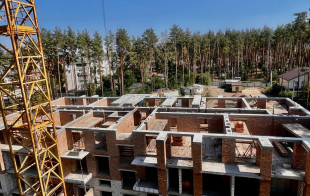 Завершення влаштування монолітного залізобетонного поясу!